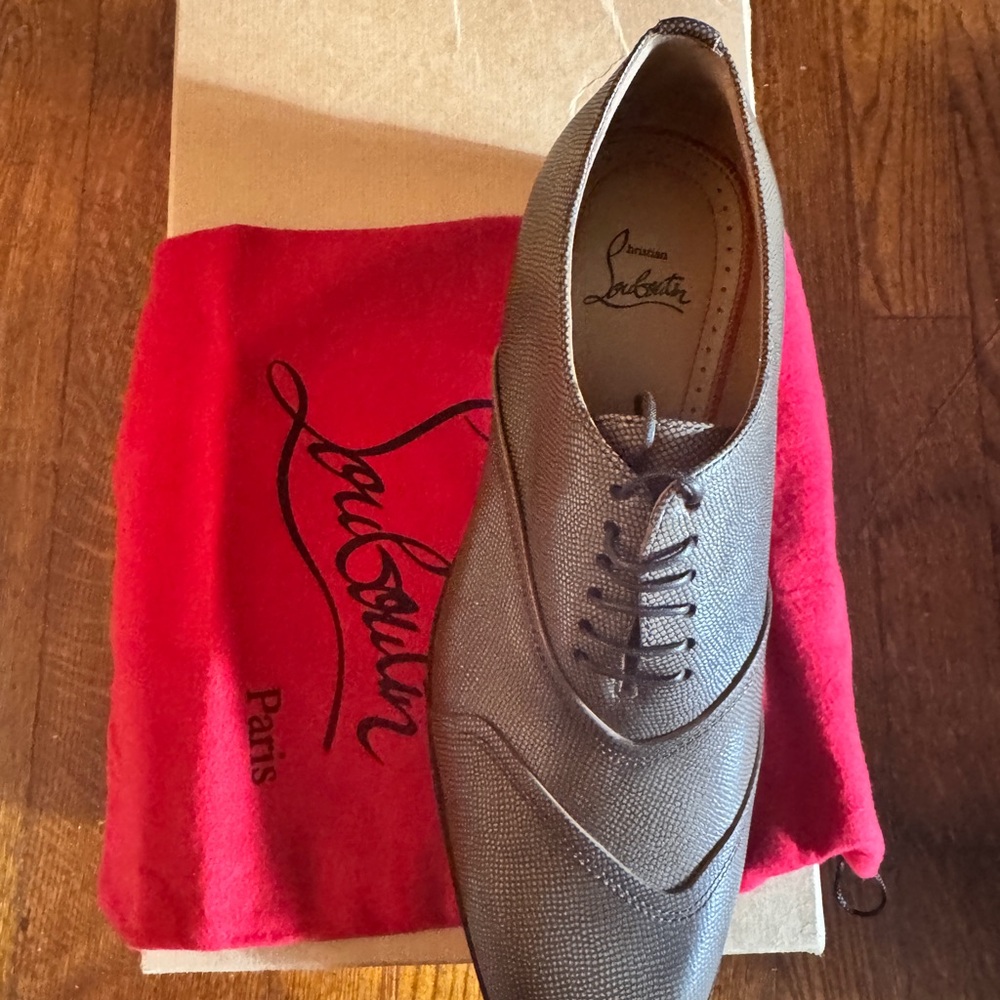 Christian Louboutin Men's Textured Gray Oxfords